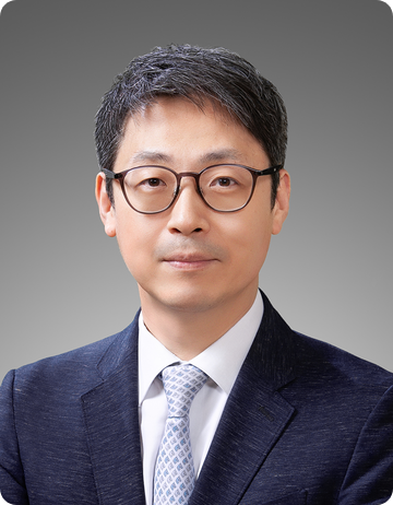 윤지웅 교수 사진